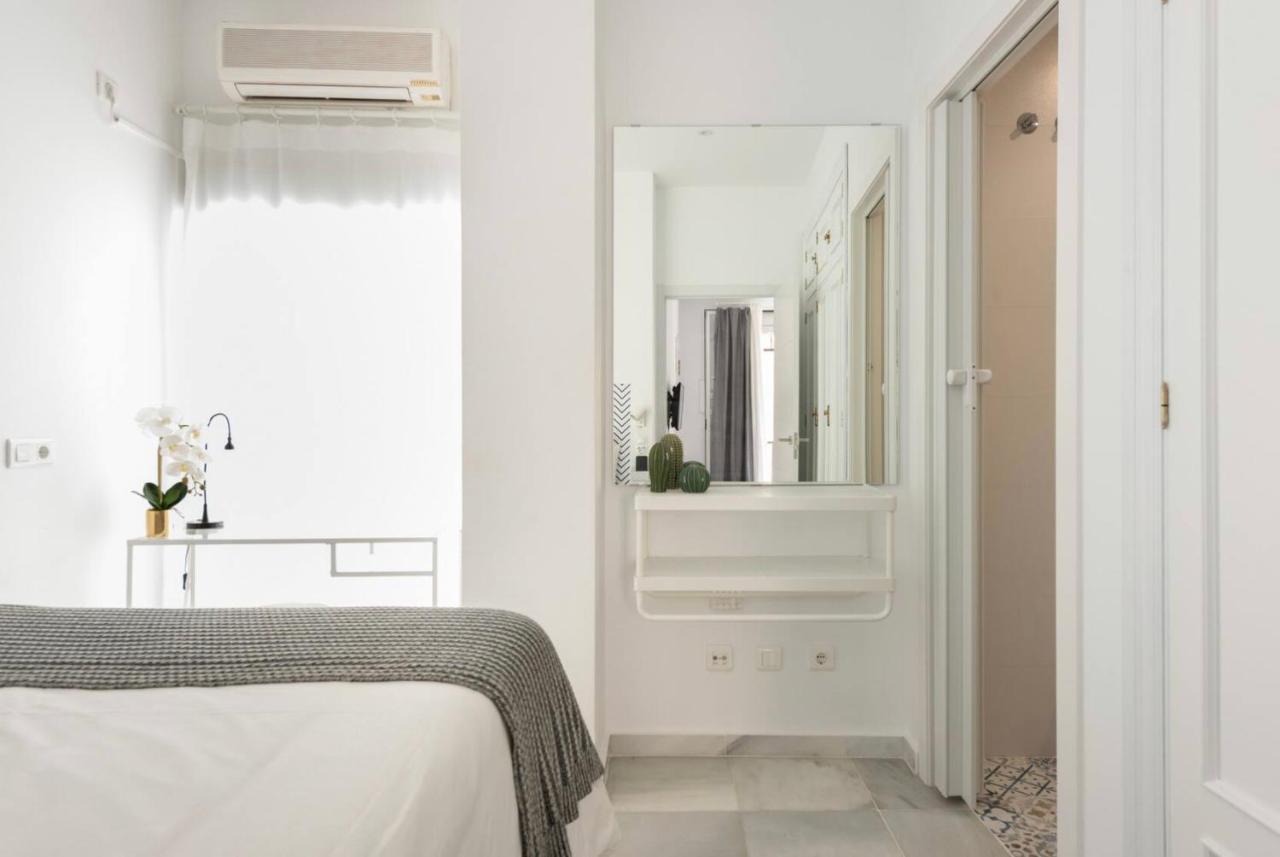 Ferienwohnung Malaga Centric Best Location And Comfort In Malaga Center Exterior foto